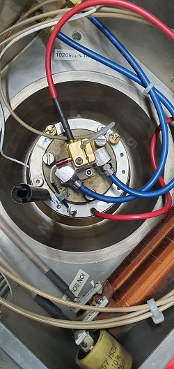 Visual Check Of Ion Source Connectors